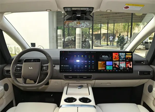 autohomecar__ChxoHmXgP2yAftTnAB9FzbotKns627
