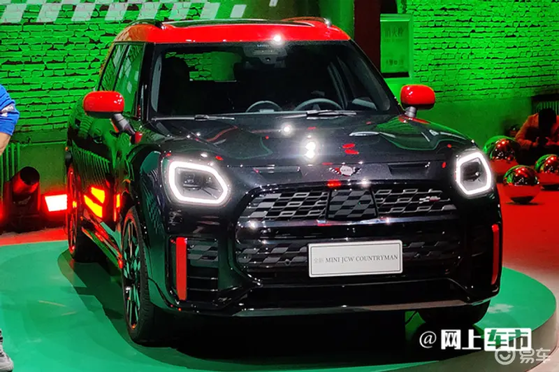 降3.25万全新MINI JCW COUNTRYMAN售39.98万-图1