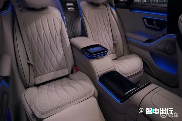 奔驰AMG 新C63换2.0T卖119.8万新S63售263.8万起-图27