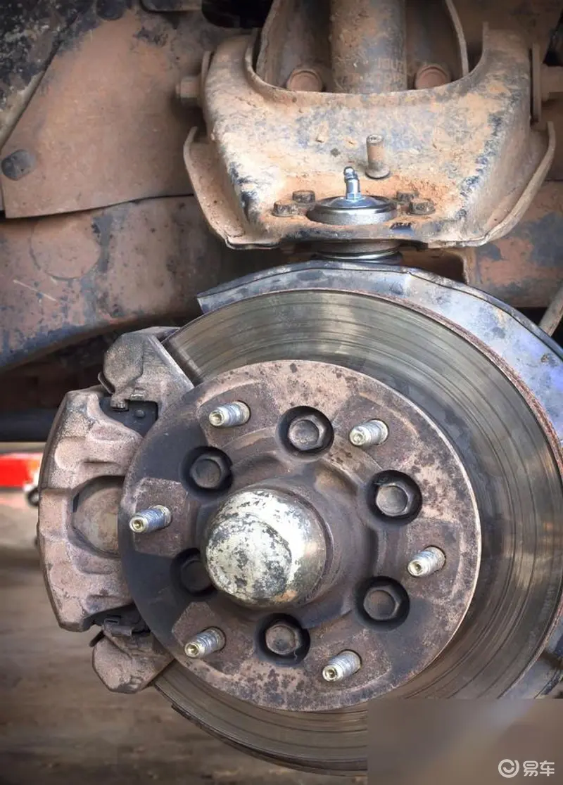 刹车片的雷区，用错了刹车片可能会损伤你的刹车盘-有驾