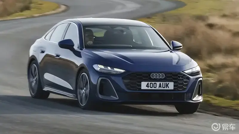 全新奥迪A5Sportback采用双层大灯、四屏互联