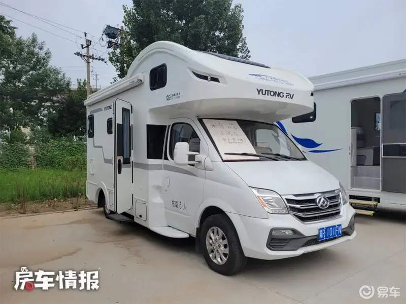18.8万的宇通C型房车！6座3卧空间大，状况好不输新车