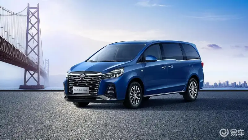 别克GL8陆上公务舱大降价裸车仅售1679万真划算